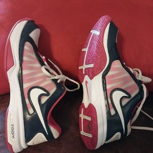 Used nike sneakers